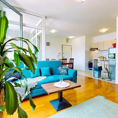 New Budget For Up To 5 Guests
